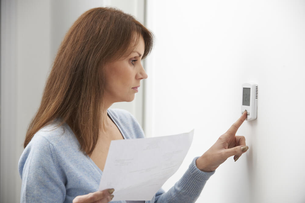expert tips to lower your heating bill
